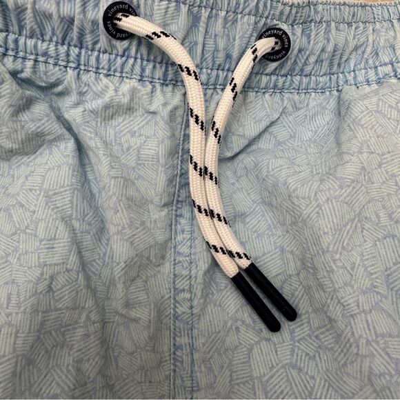 Vineyard Vines Swim Trunks Board Shorts Size L - Picture 6 of 7